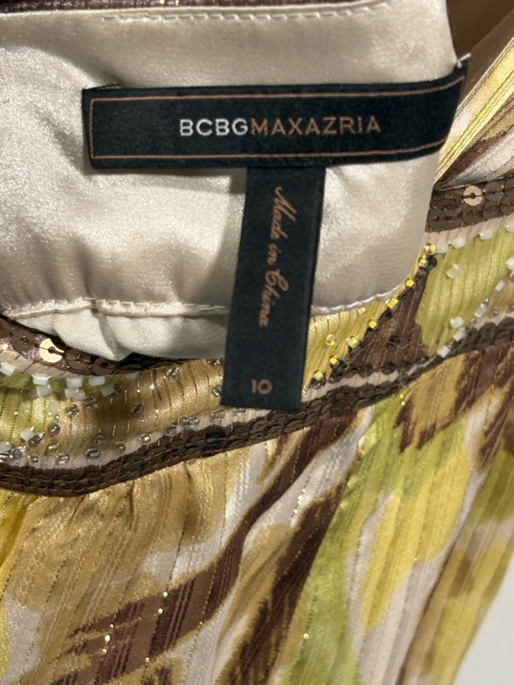 BCBGMAXAZRIA Silk Metallic Halter Maxi Gown, an iconic Y2K-era formal dress - Picture 8 of 9